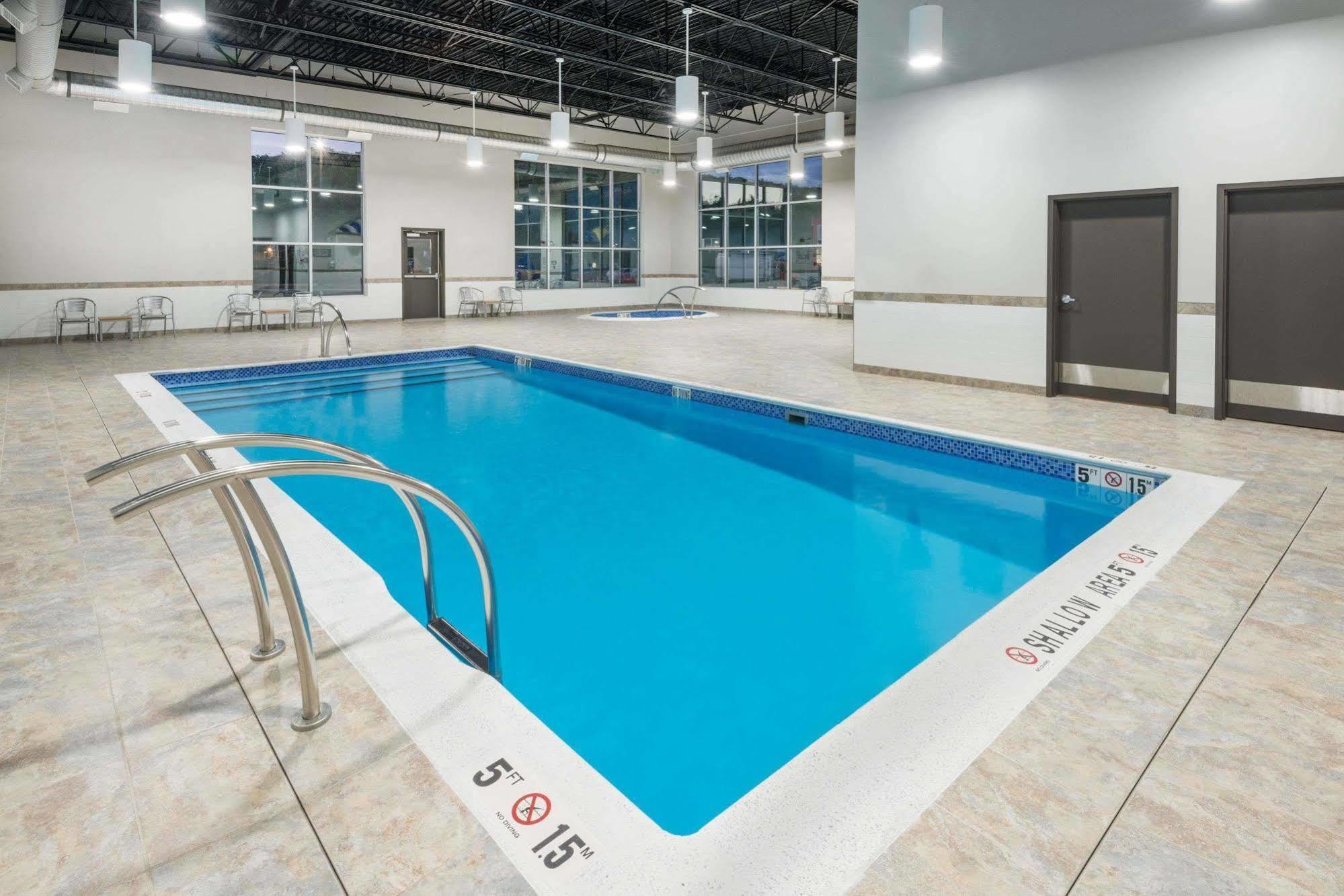 Microtel Inn & Suites By Wyndham Sudbury Dış mekan fotoğraf